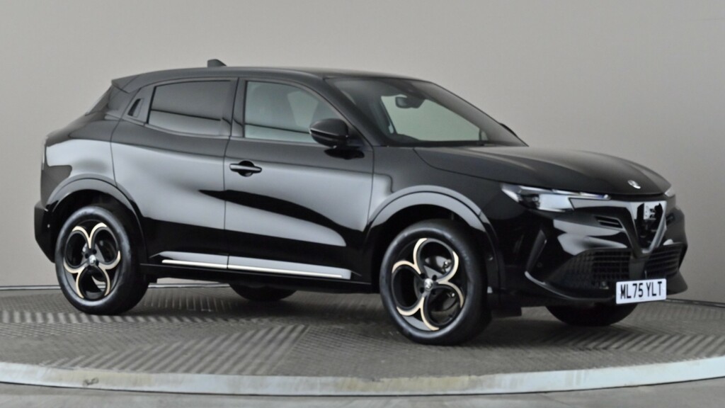 Alfa Romeo Junior 1.2 Turbo Ibrida Intensa Black