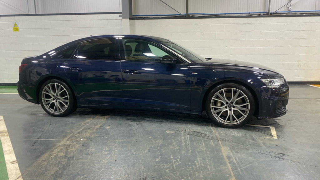 Audi A6 50 Tfsi E 17.9Kwh Quattro Black Edition S Tron Blue #3