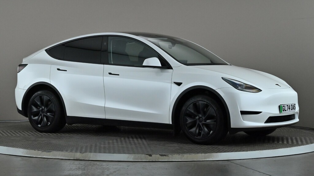Tesla Model Y Long Range Rwd White