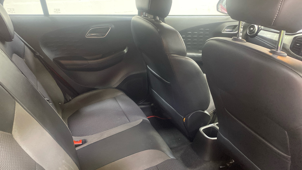 MG MG3 1.5 Vti-tech Exclusive Red #5