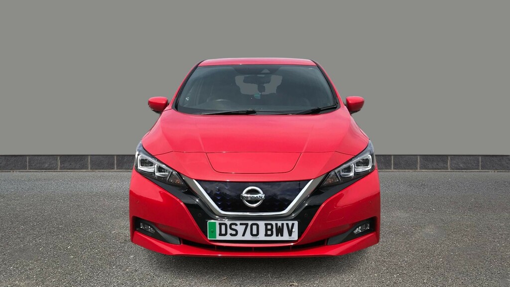 Nissan Leaf 110Kw Tekna 40Kwh Red #2