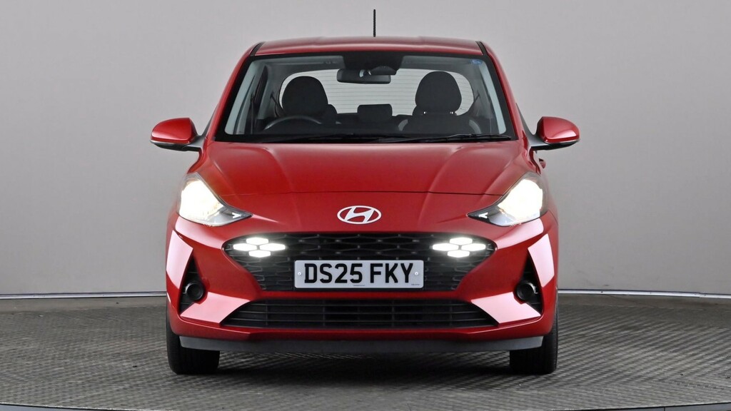 Hyundai I10 1.0 63 Advance Nav Red #2