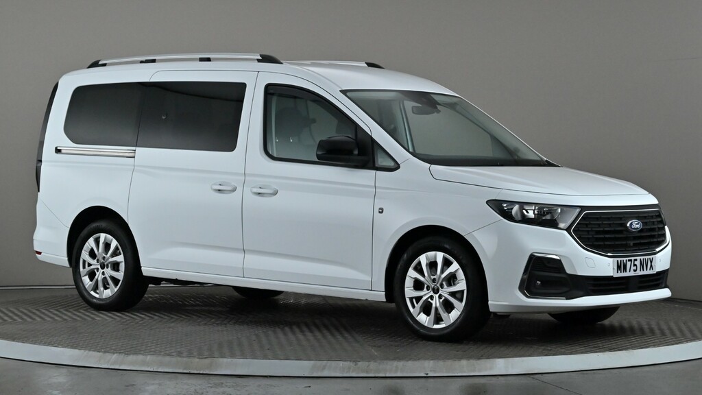 Ford Tourneo Connect 2.0 Ecoblue Titanium 7 Seat White