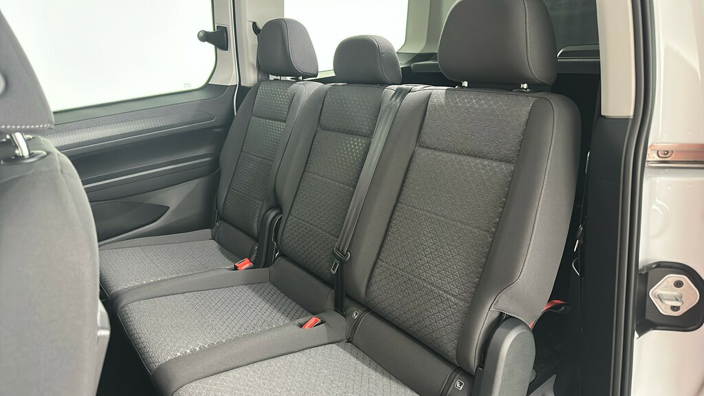 Ford Tourneo Connect 2.0 Ecoblue Active 7 Seat 2025 Red #18