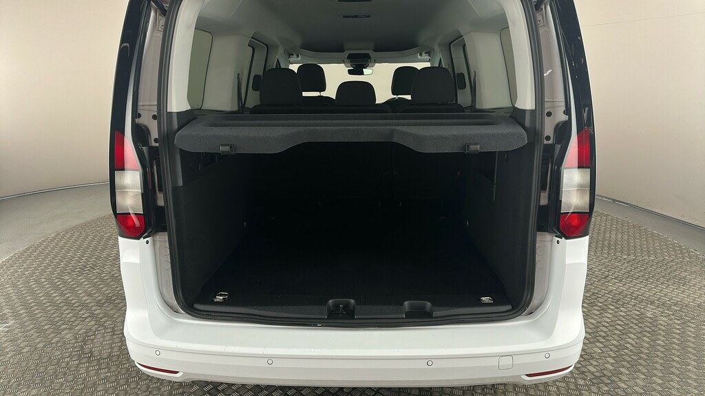 Ford Tourneo Connect 2.0 Ecoblue Active 7 Seat 2025 Red #22