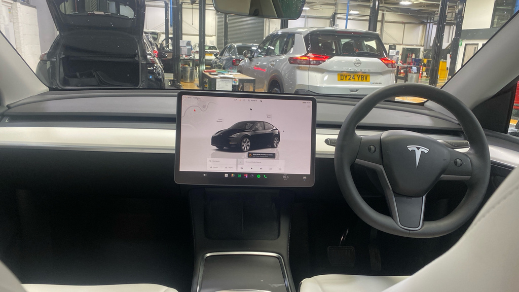 Tesla Model Y Long Range Awd Black #6