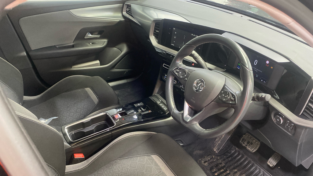 Vauxhall Mokka-e 100Kw Se Premium 50Kwh Black #4