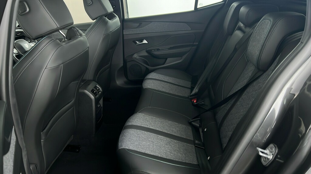 Peugeot 408 1.2 Puretech Gt Grey #18