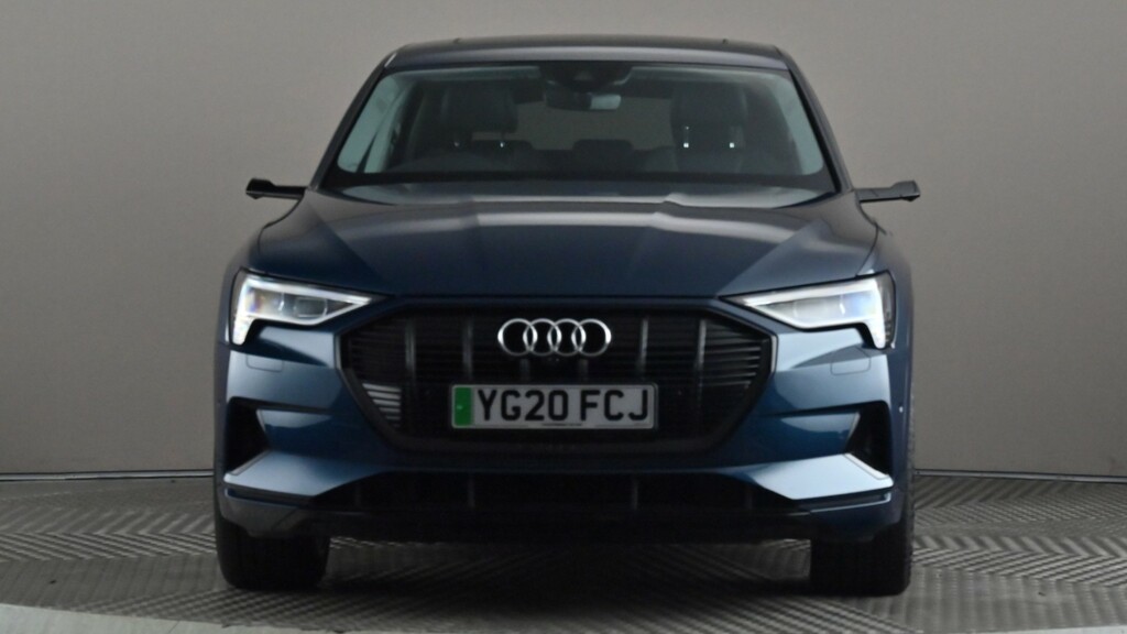 Audi E-tron 300Kw 55 Quattro 95Kwh Launch Edition Blue #2