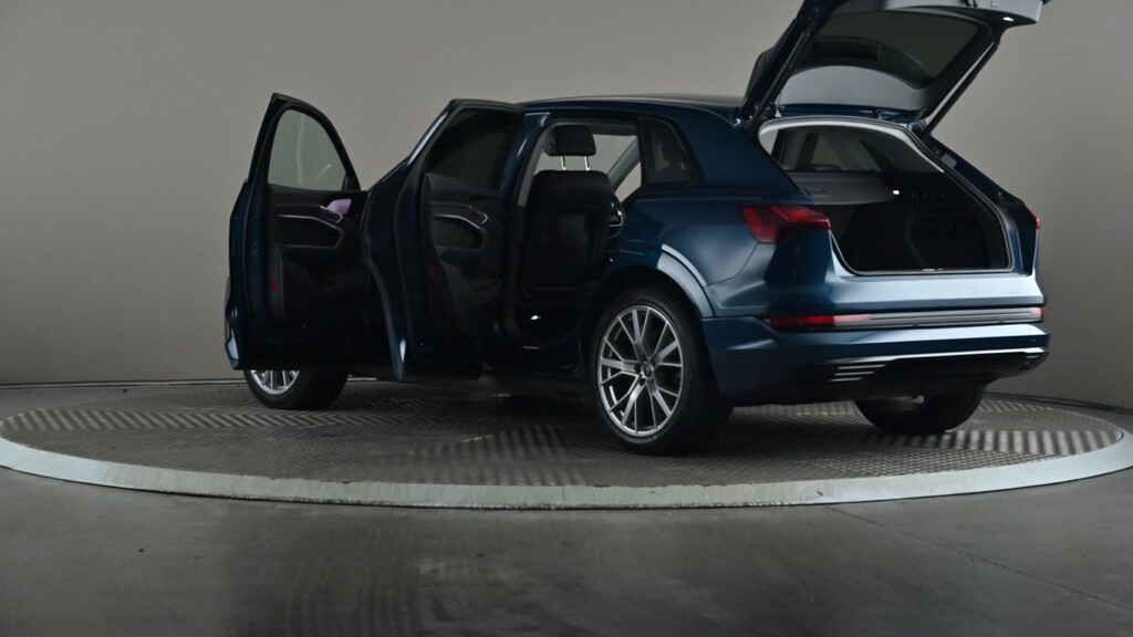 Audi E-tron Sport 50 Quattro 230,00 Kw Black #9
