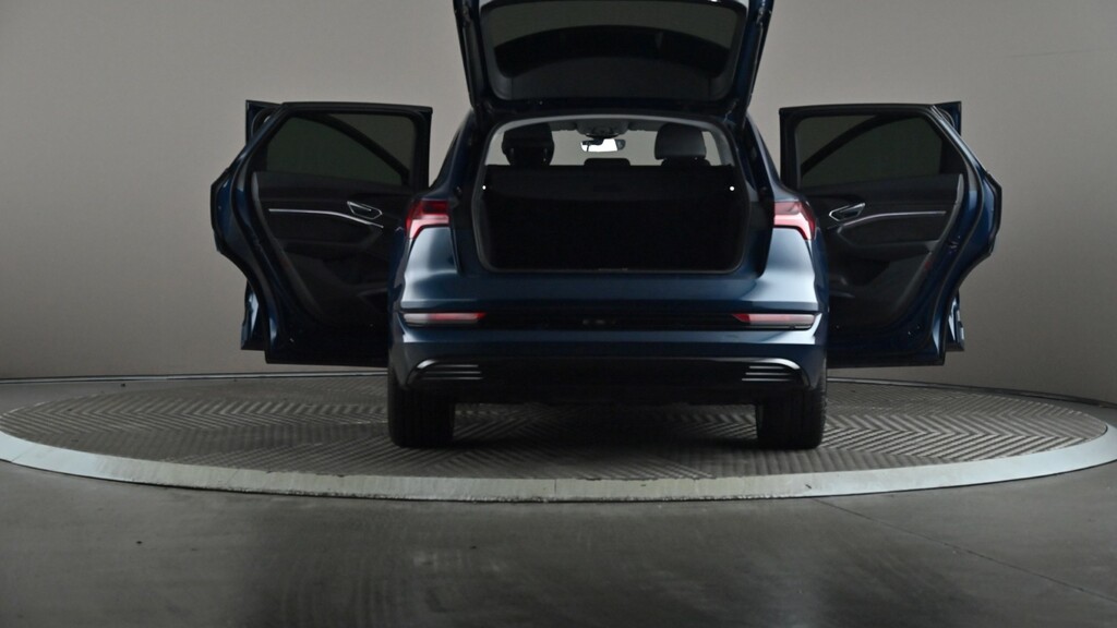 Audi E-tron Sport 50 Quattro 230,00 Kw Black #11