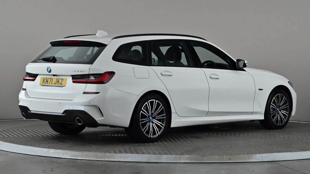 BMW 3 Series 330E M Sport Step KN71JKZ White #6