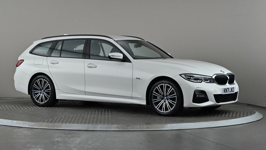 BMW 3 Series 330E M Sport Step KN71JKZ White