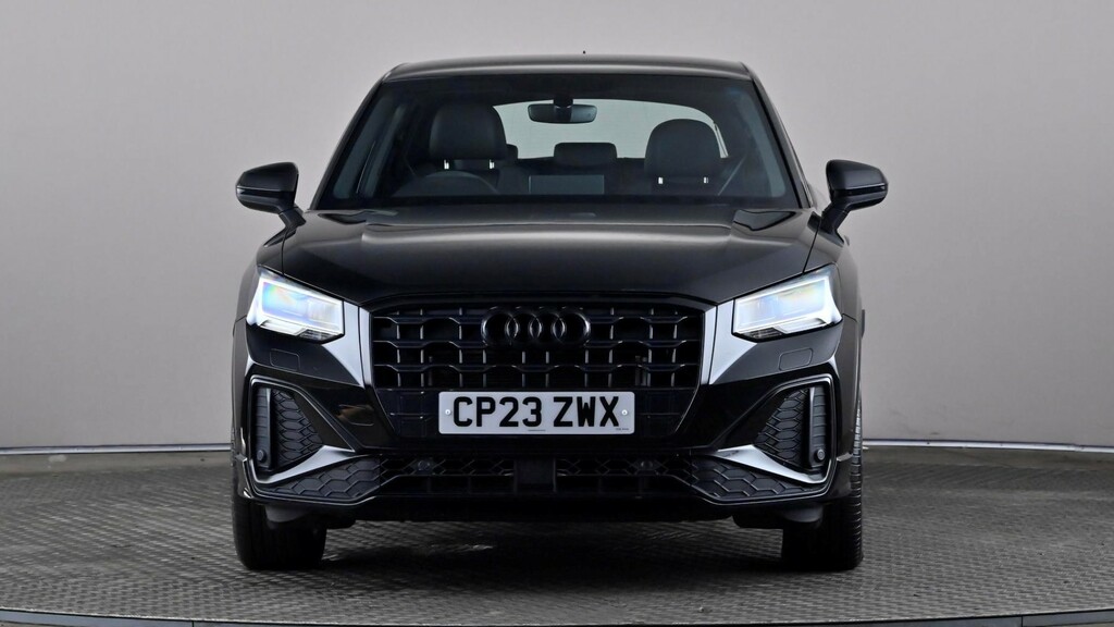 Audi Q2 35 Tfsi S Line S Tronic Black #2