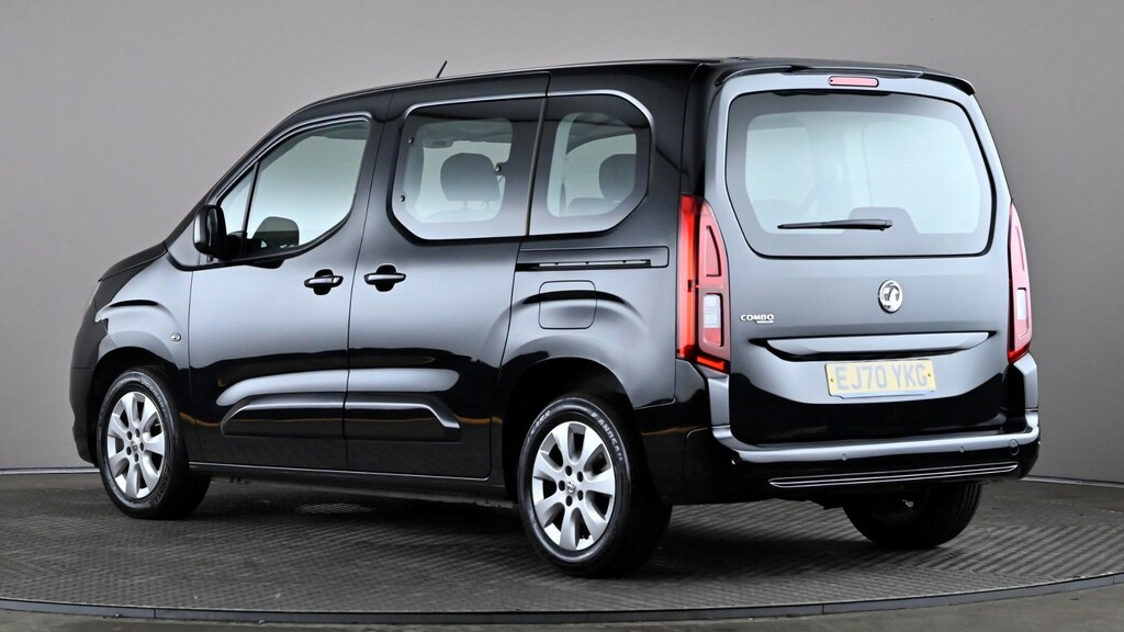 Vauxhall Combo Life 1.2 Turbo 130 Energy Black #4