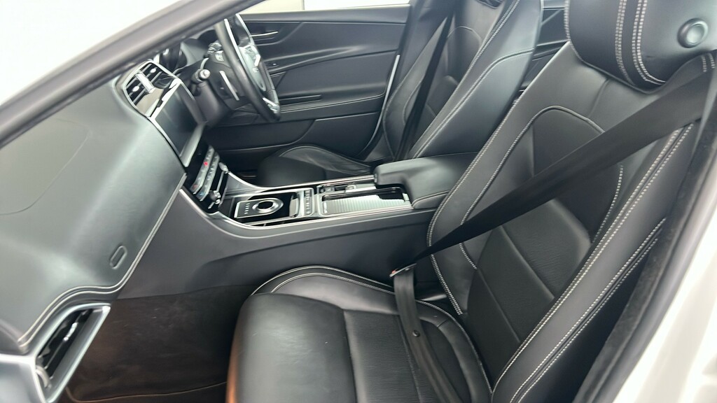 Jaguar XE 2.0 R-sport 198 Bhp Red #17