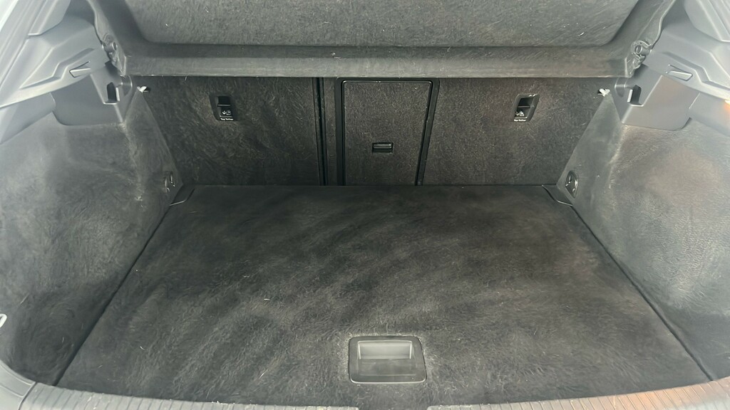 Volkswagen T-Roc 1.6 Tdi Se White #22