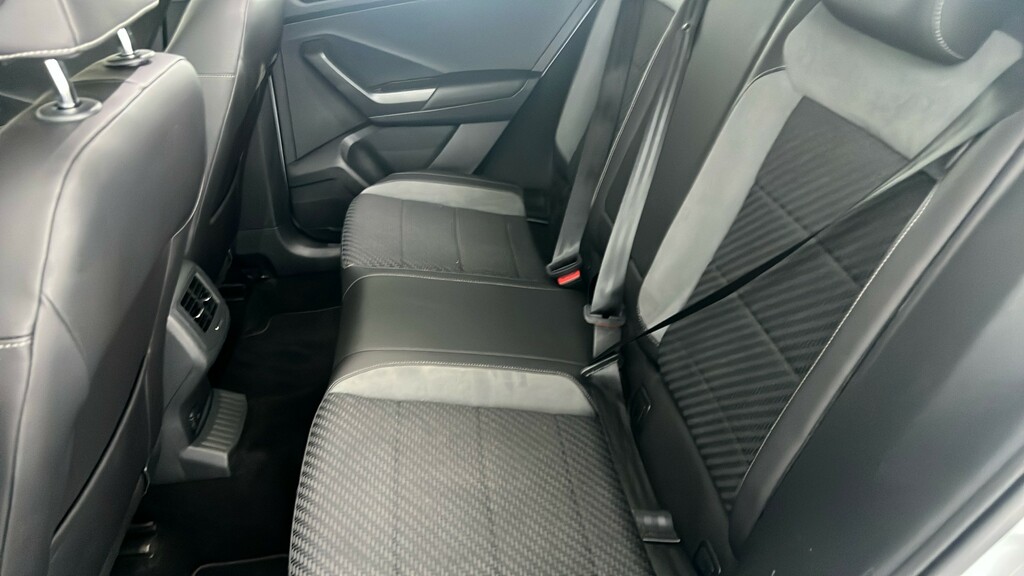 Volkswagen T-Roc 1.6 Tdi Se White #18