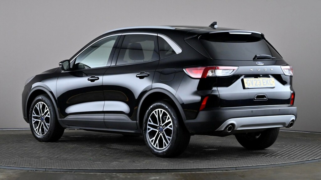 Ford Kuga 1.5 Ecoboost 150 Titanium Edition Black #4