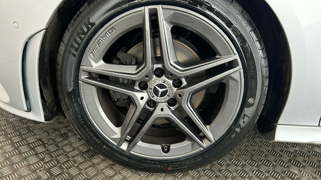 Mercedes-Benz CLA Class Cla 180 Amg Line Premium Tip White #19