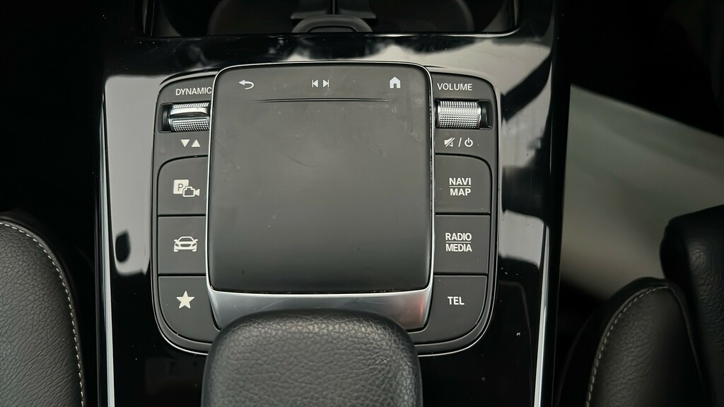 Mercedes-Benz CLA Class Cla 180 Amg Line Premium Tip White #23