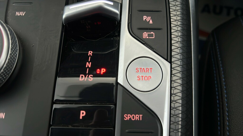 BMW 3 Series 320I M Sport Step White #26