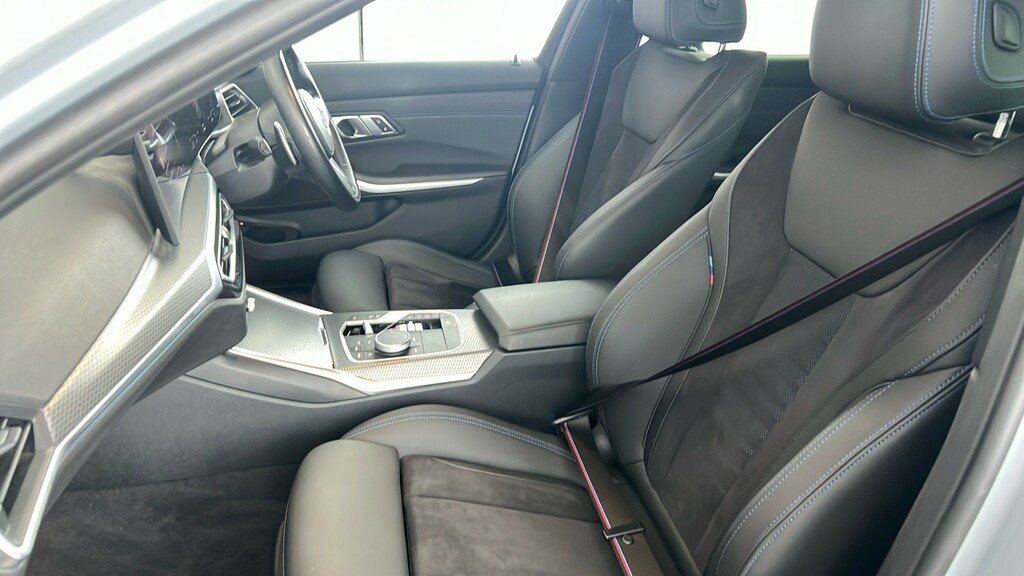 BMW 3 Series 320I M Sport Step White #17