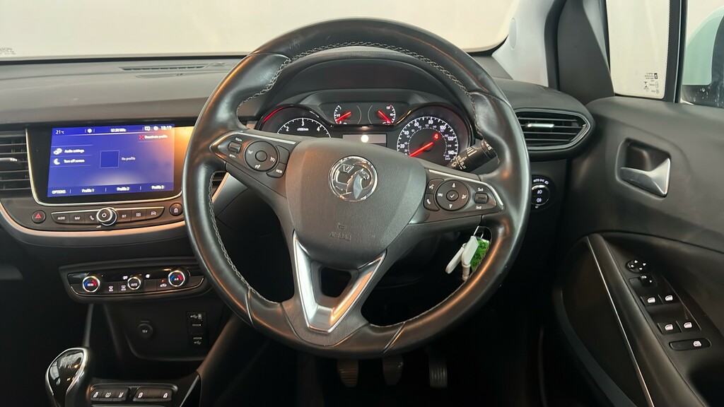 Vauxhall Crossland X 1.2L Tech Line Nav Red #14