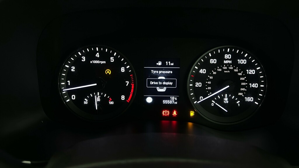 Hyundai Tucson Se Nav White #15