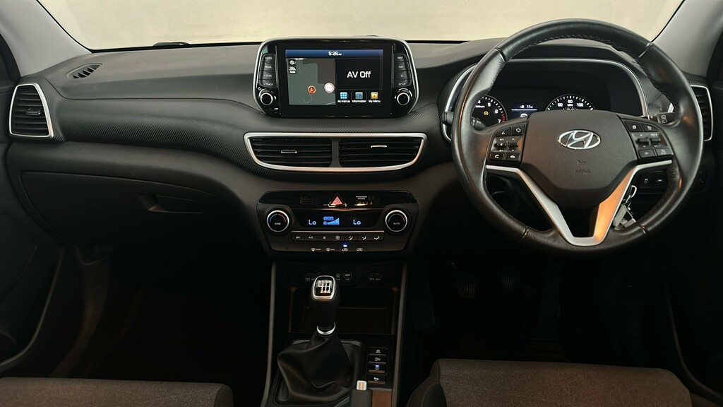 Hyundai Tucson Se Nav White #13