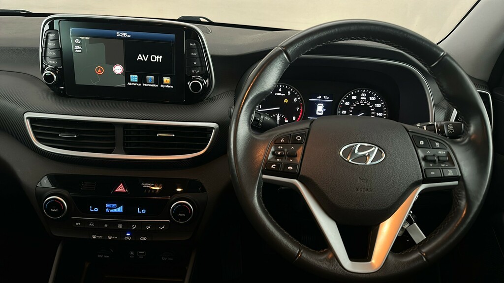 Hyundai Tucson Se Nav White #14