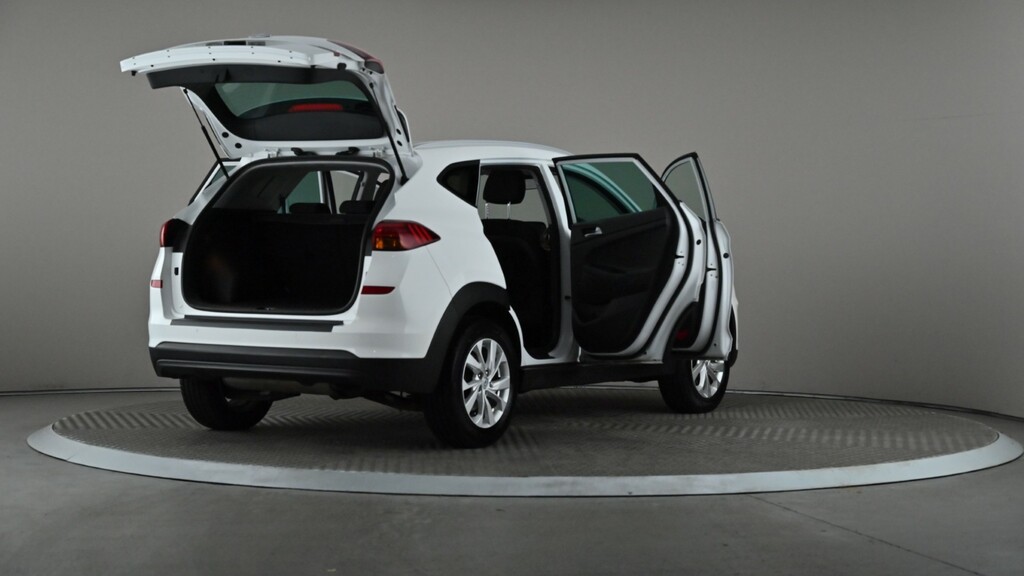 Hyundai Tucson Se Nav White #12