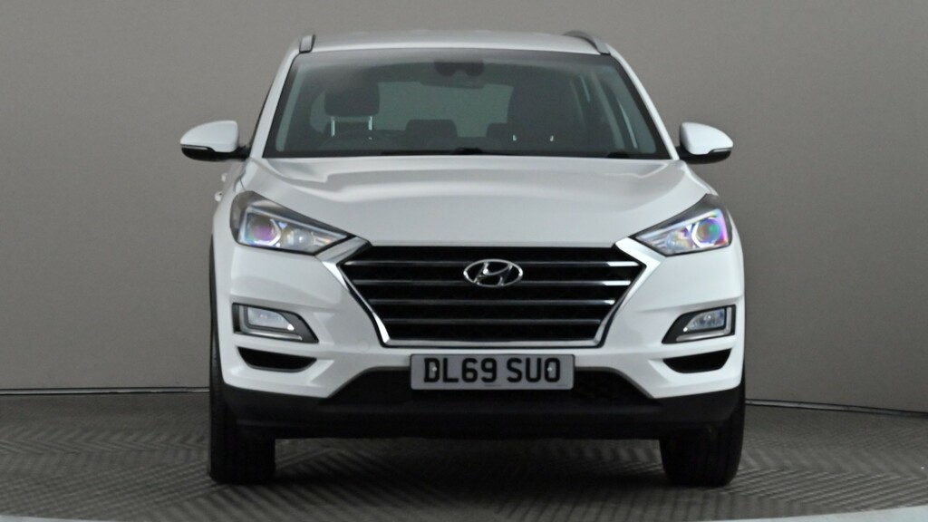 Hyundai Tucson 1.6 Gdi Se Nav 2Wd White #2