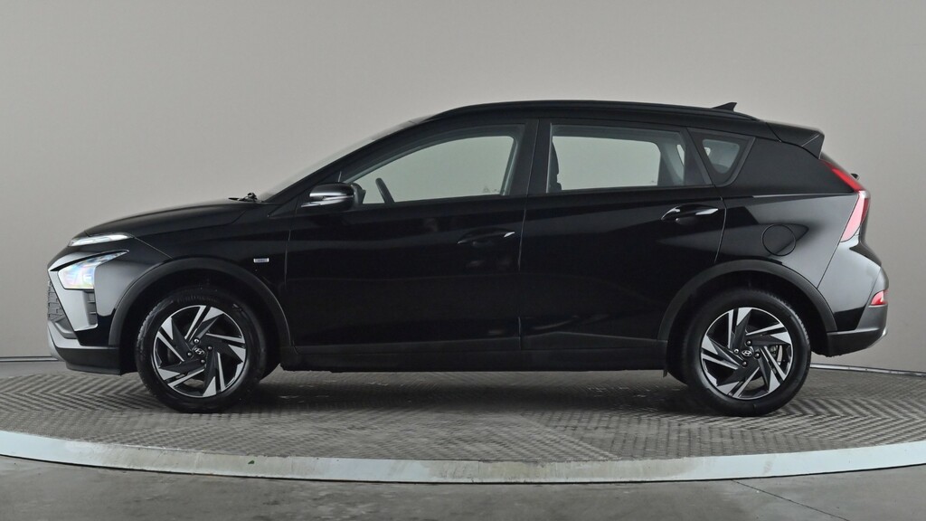 Hyundai Bayon 1.0 Tgdi 48V Mhev Se Connect Dct Black #4