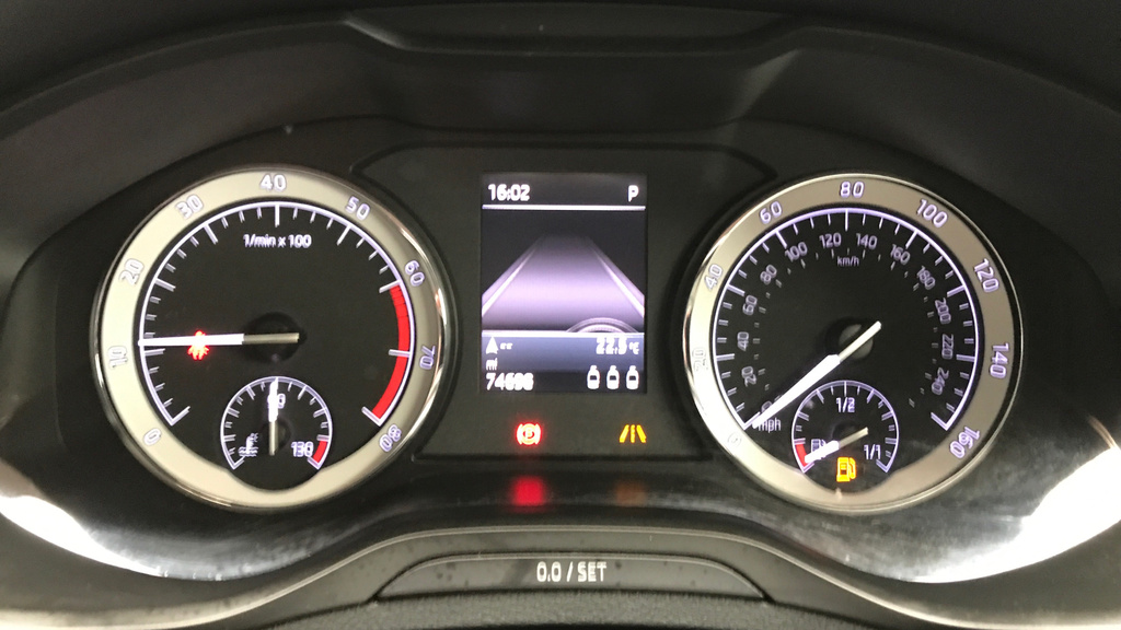 Skoda Karoq Se Grey #35