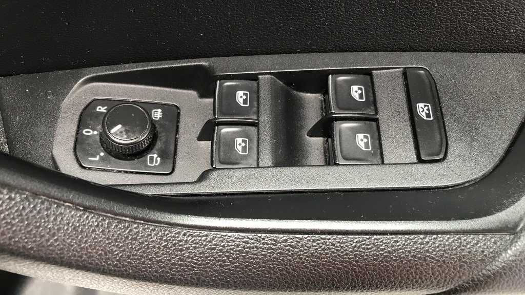 Skoda Karoq Se Grey #27