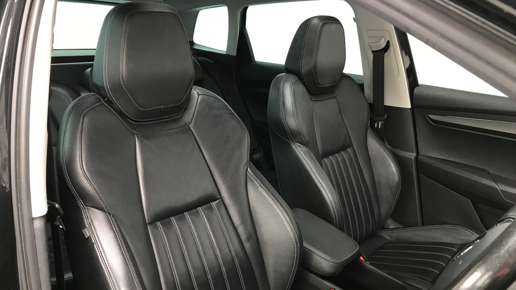 Skoda Karoq Se Grey #17