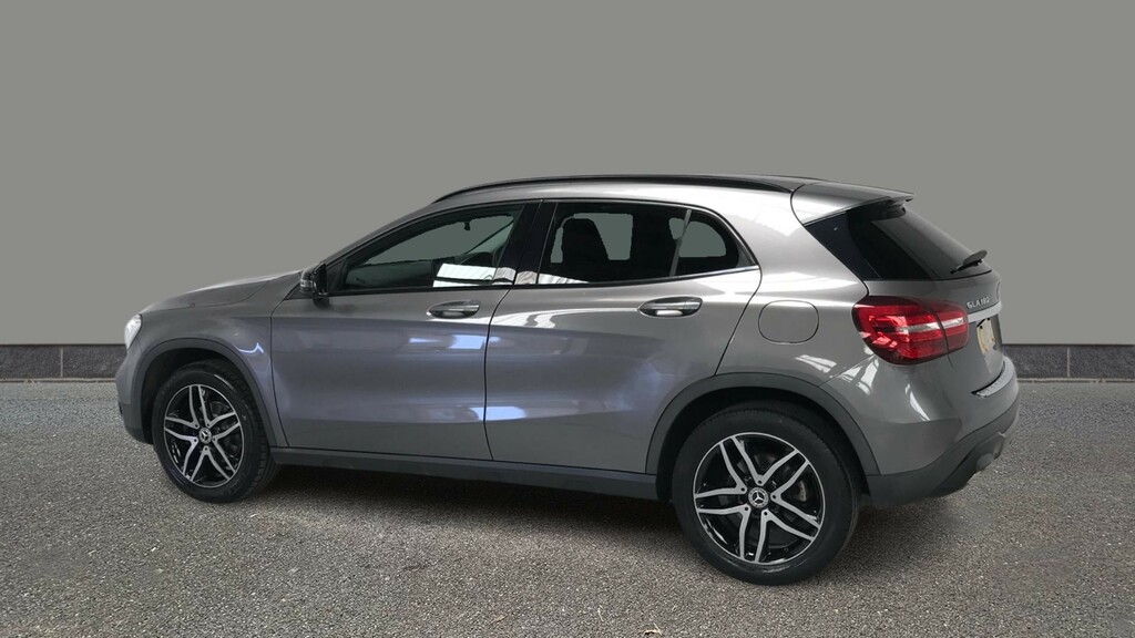 Mercedes-Benz GLA Class Gla 180 Urban Edition Grey #4