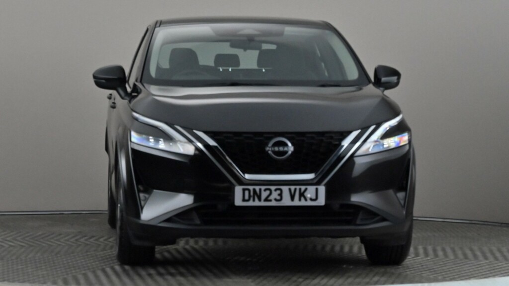 Nissan Qashqai 1.3 Dig-t Mh Acenta Premium DN23VKJ Black #2