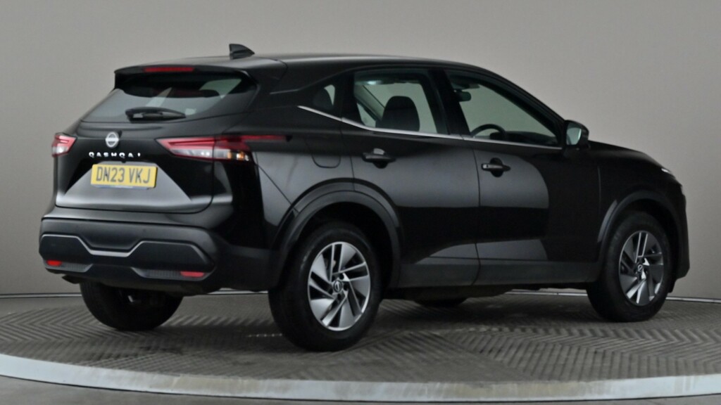 Nissan Qashqai 1.3 Dig-t Mh Acenta Premium DN23VKJ Black #6