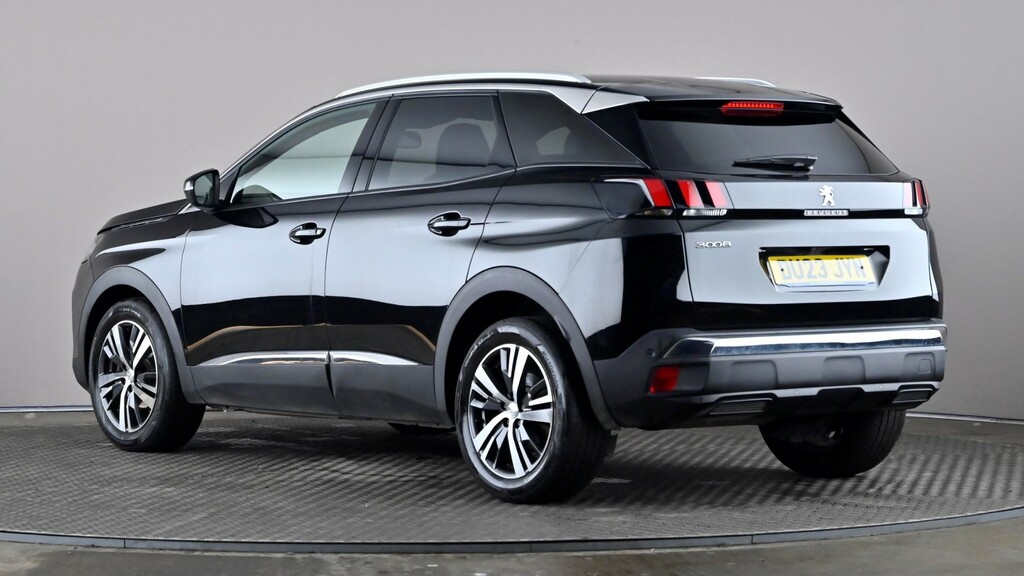 Peugeot 3008 1.2 Puretech Allure Premium Eat8 Black #4