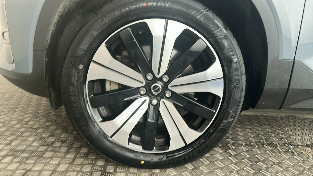 Volvo C40 Ultimate Blue #19