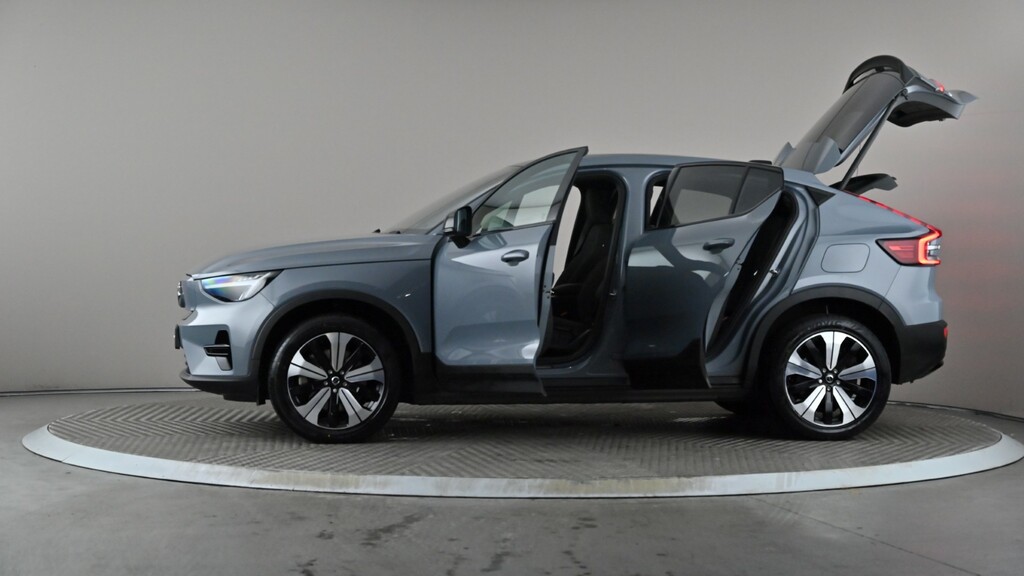 Volvo C40 Ultimate Blue #9