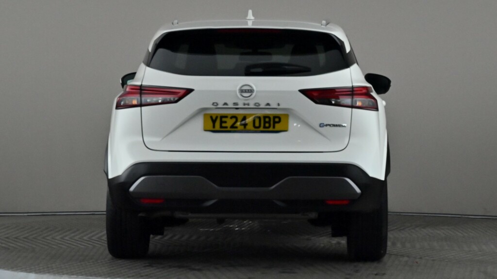 Nissan Qashqai 1.5 E-power N-connecta Glass Roof White #5