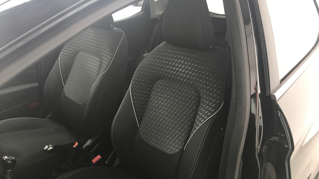 Ford Fiesta 1.25 82 Zetec Blue #24