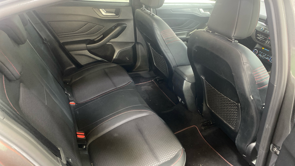 Ford Focus 1.0 Ecoboost 125 St-line X - Heated Front Seat Silver #5