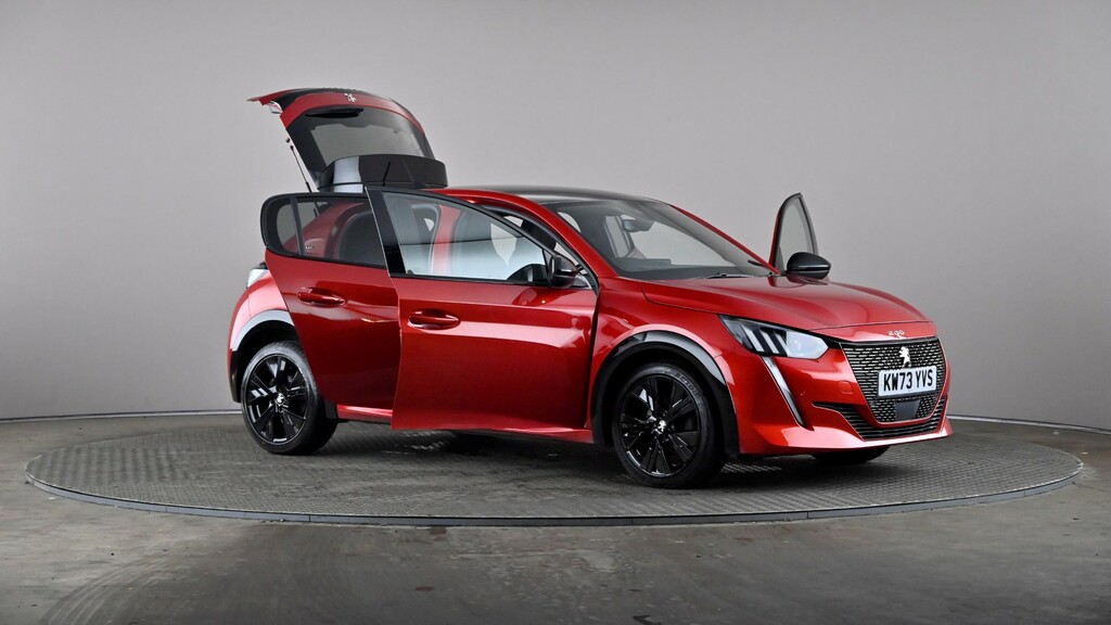 Peugeot 208 Allure Premium Red #7