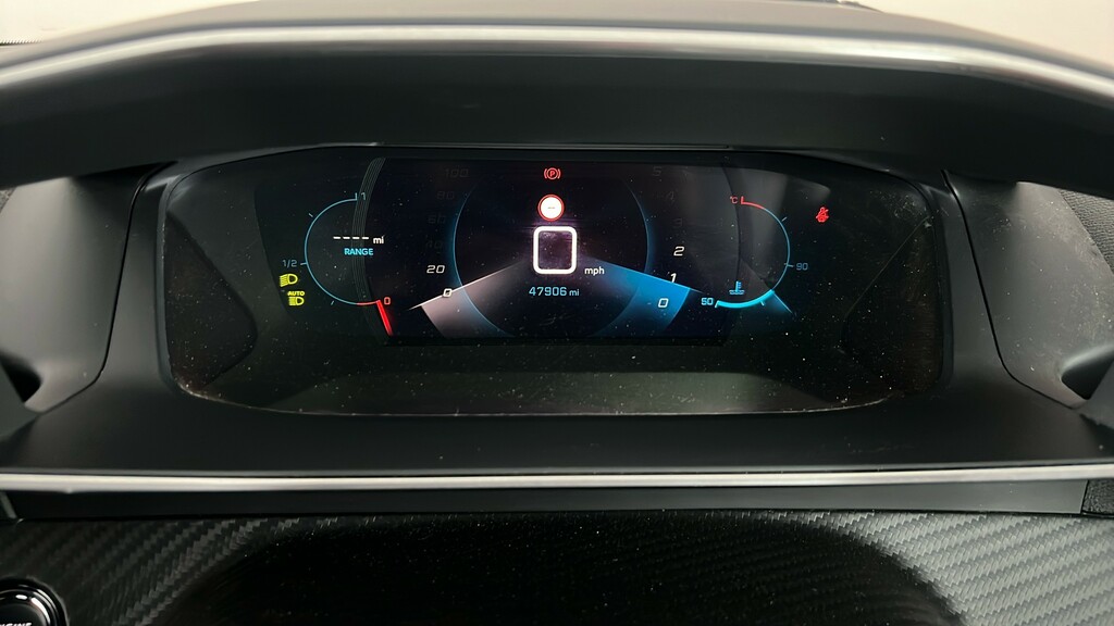 Peugeot 208 Allure Premium Red #15