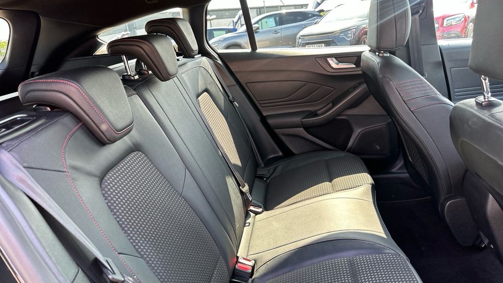 Ford Focus 1.0 Ecoboost Hybrid Mhev 125 Titanium Edition Blue #16