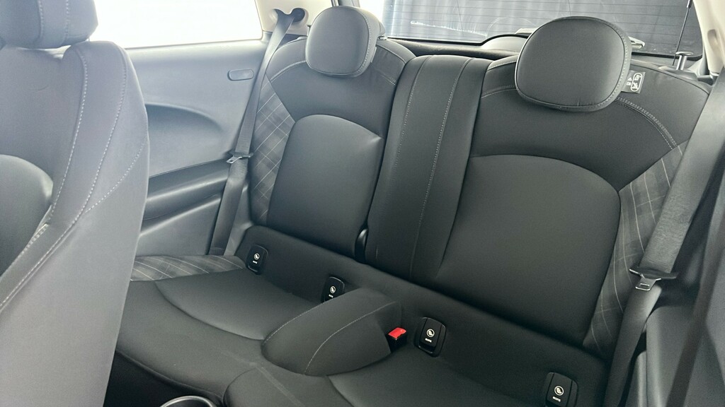 Mini Hatch Cooper Euro 6 3-Door Black #18